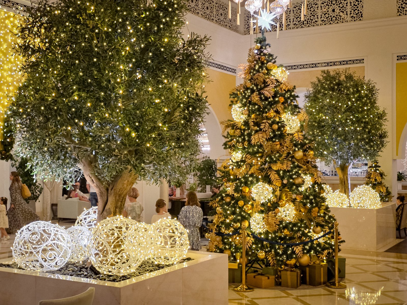Commercial Christmas Decor and Tree Setup Ras Al Khaimah