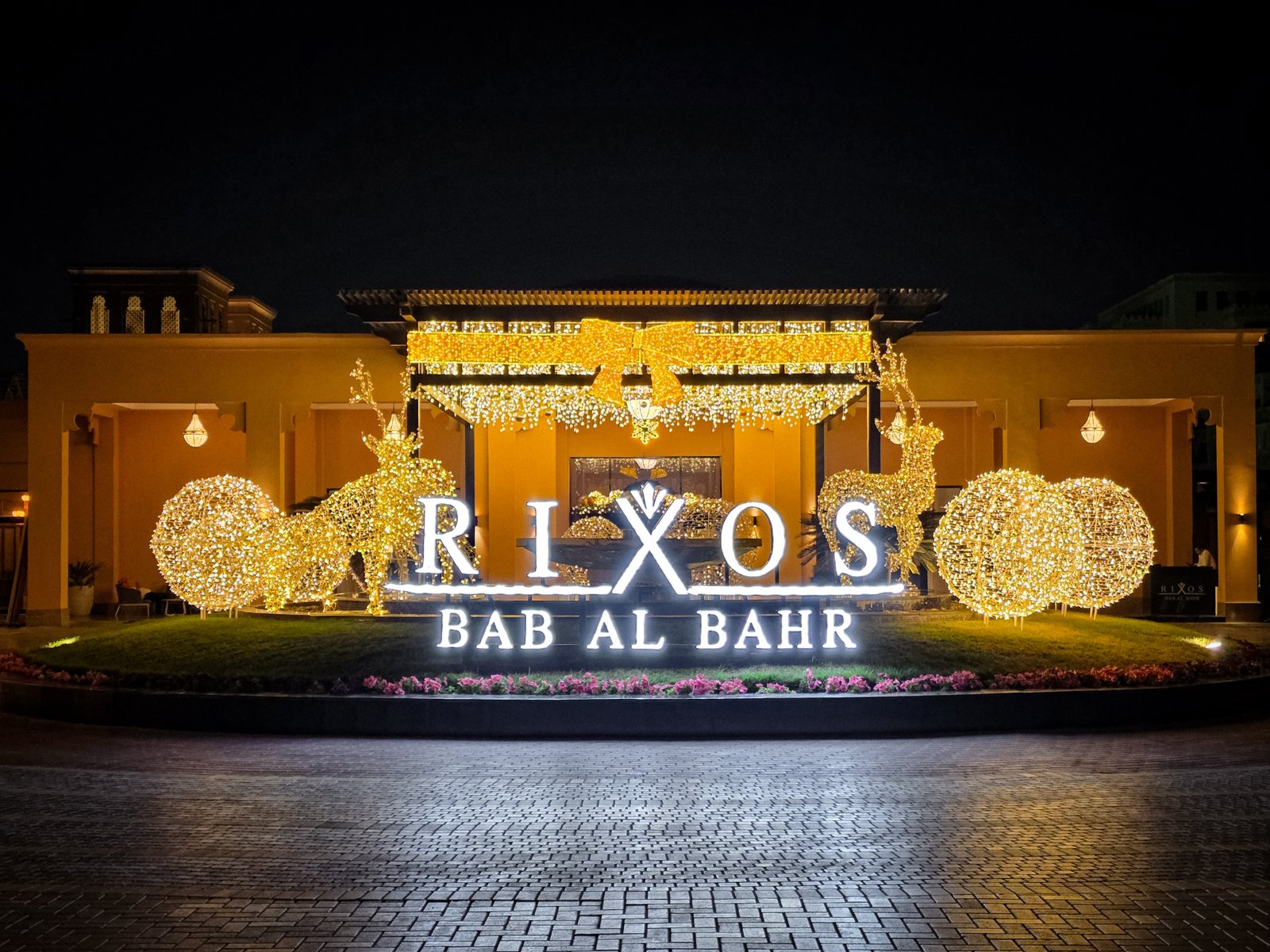 Luxury Hotel Christmas Decor and Entrance Feature